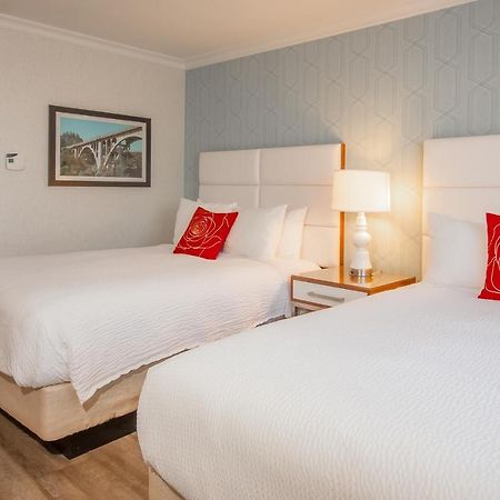 Pasadena Rose & Crown Hotel Zewnętrze zdjęcie