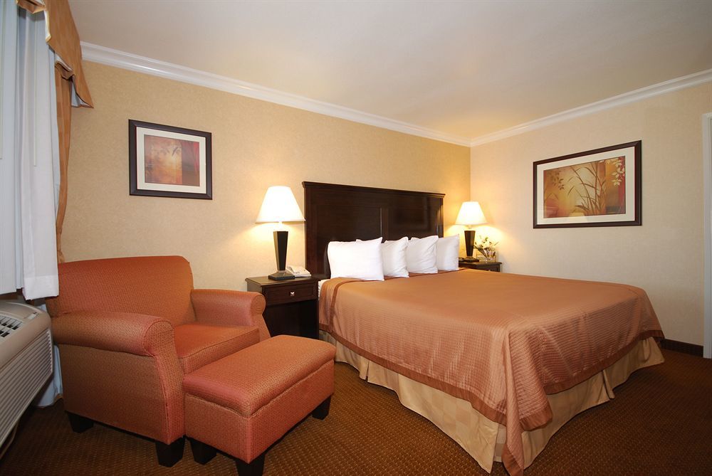 Pasadena Rose & Crown Hotel Zewnętrze zdjęcie