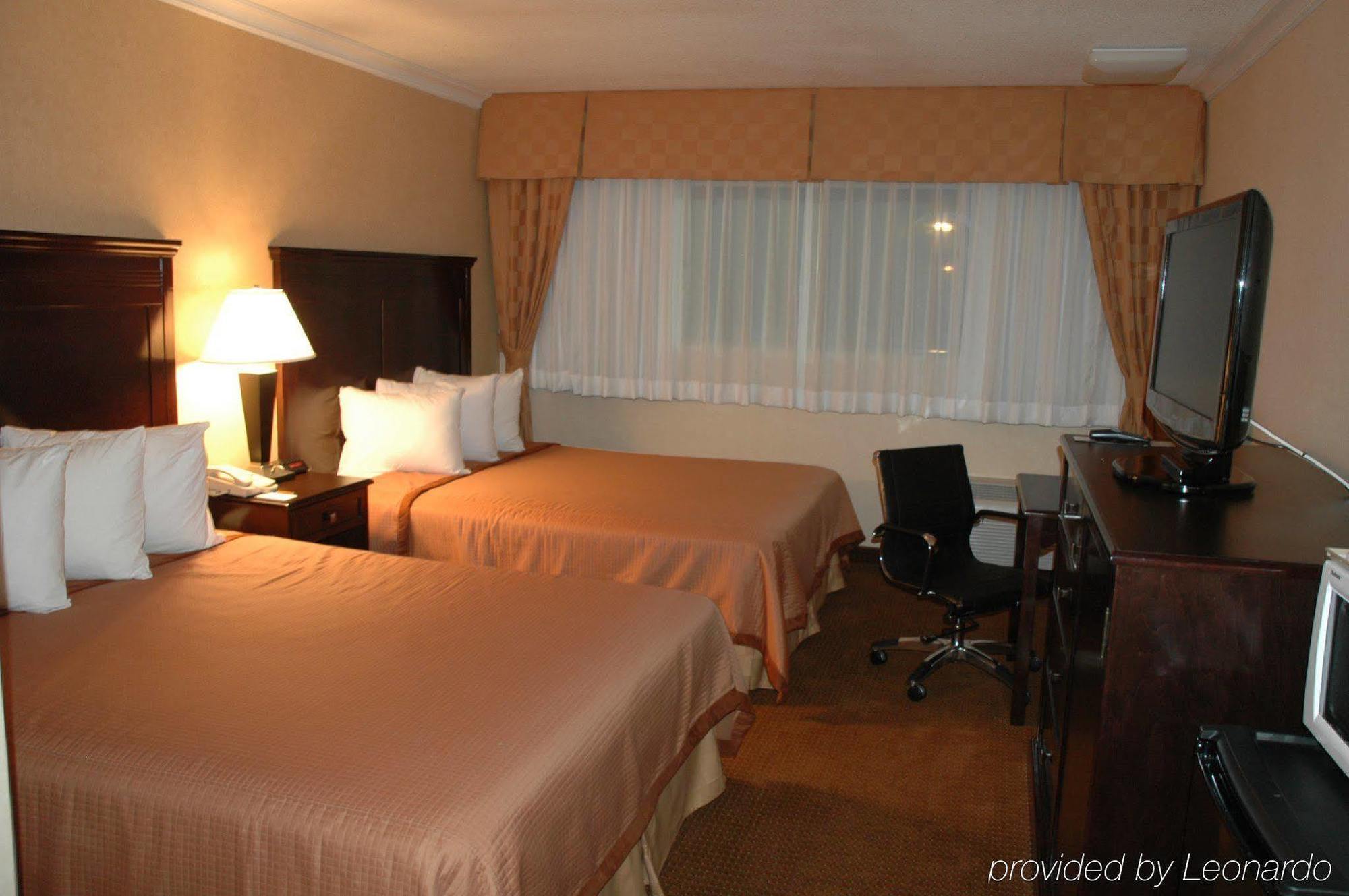 Pasadena Rose & Crown Hotel Zewnętrze zdjęcie