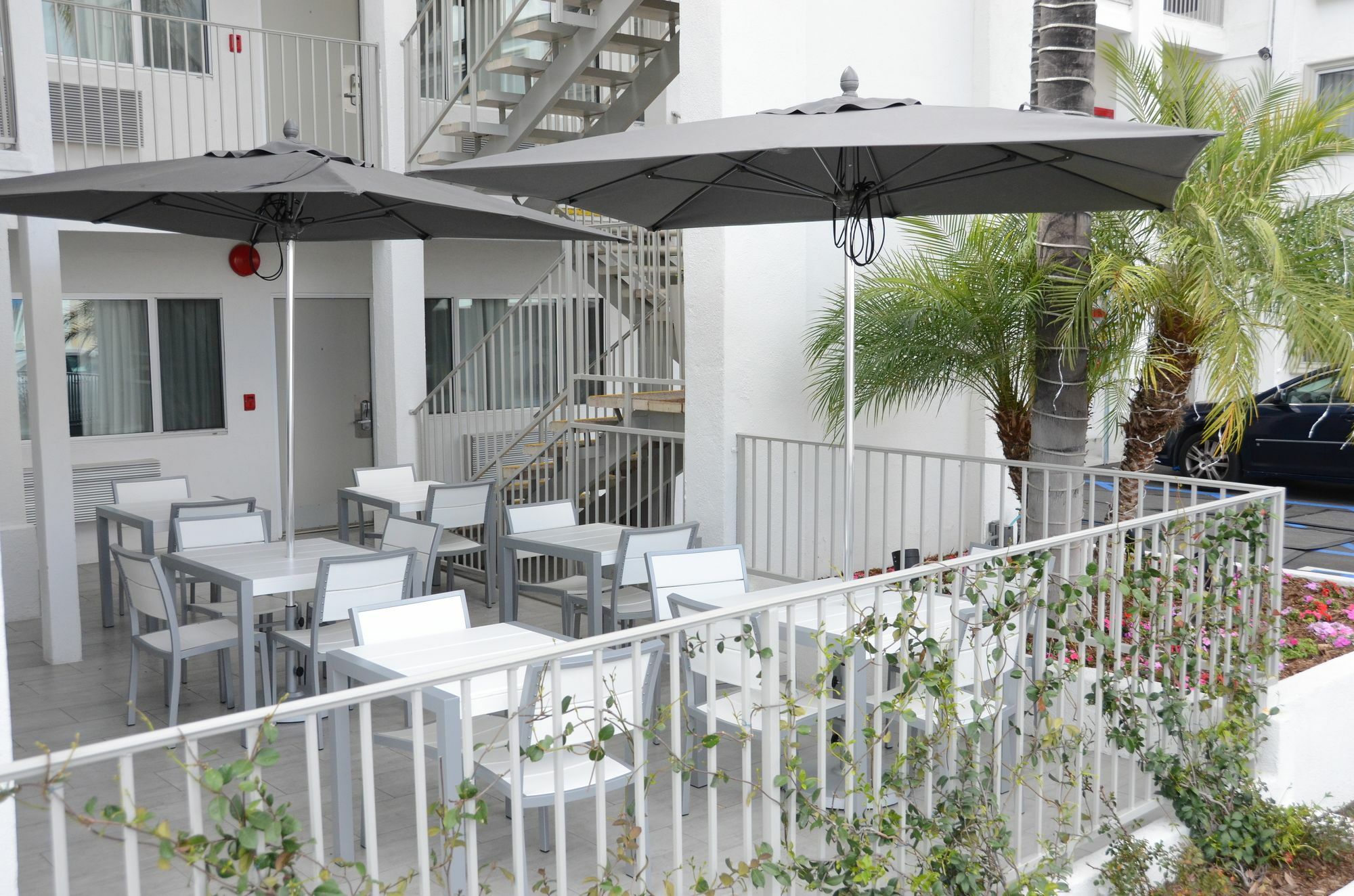 Pasadena Rose & Crown Hotel Zewnętrze zdjęcie