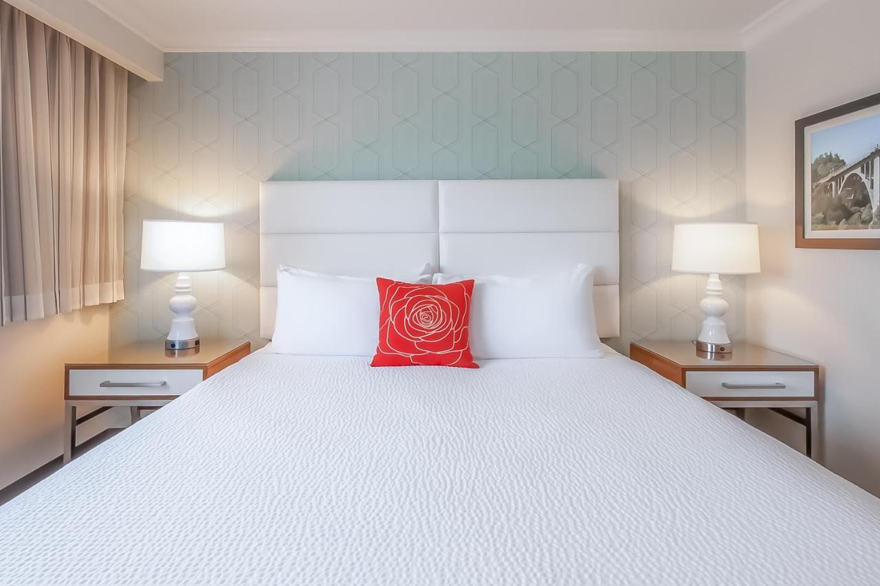 Pasadena Rose & Crown Hotel Zewnętrze zdjęcie